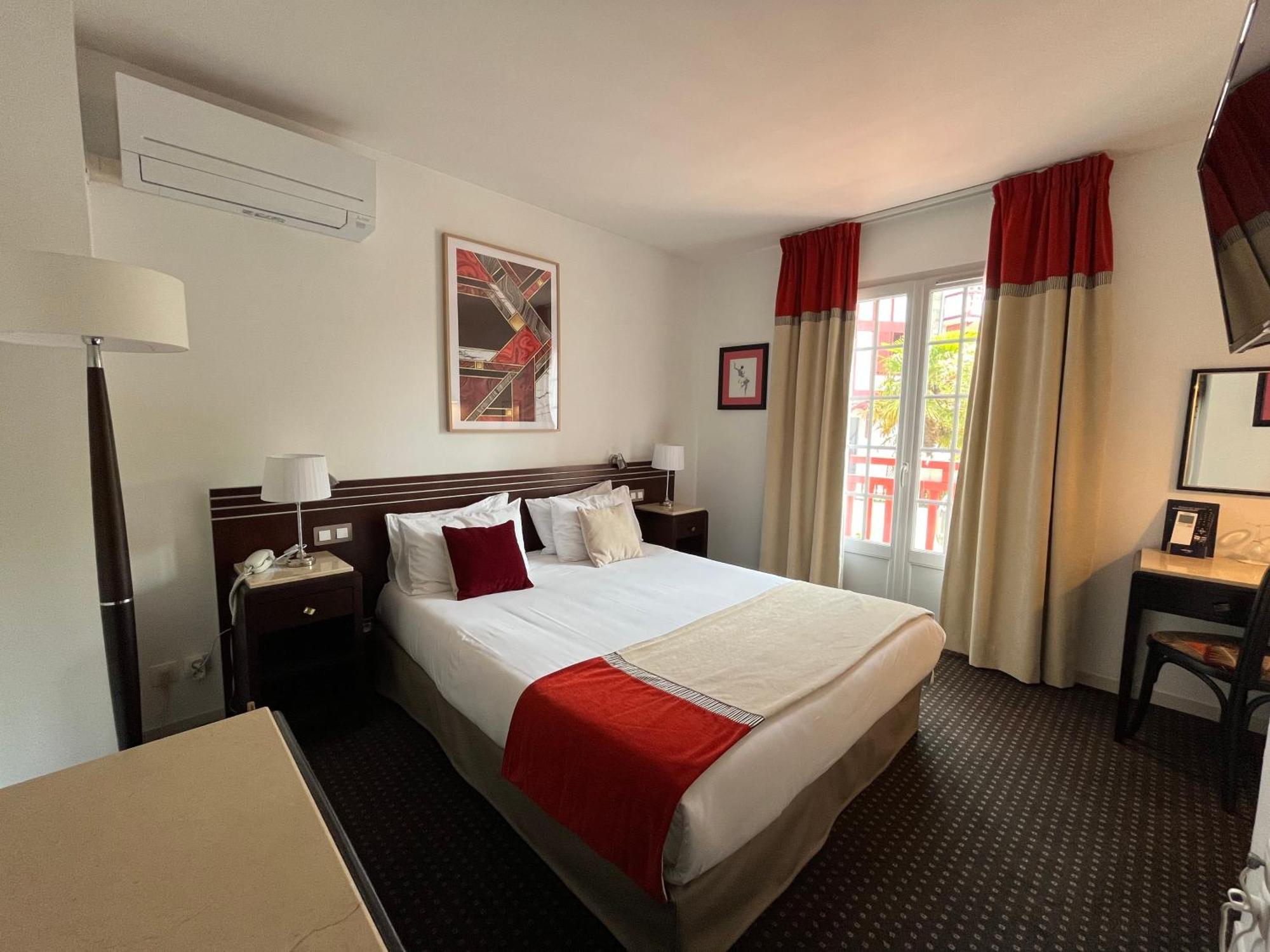 Hotel Ursula Cambo-les-Bains Eksteriør billede